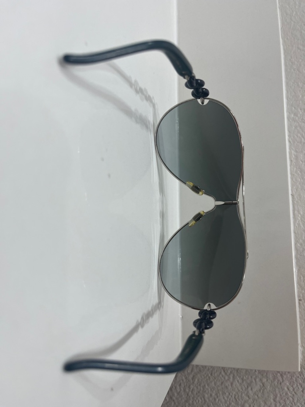 Gucci Black Frame Sunglasses with Silver Accents - Picture 3 of 5